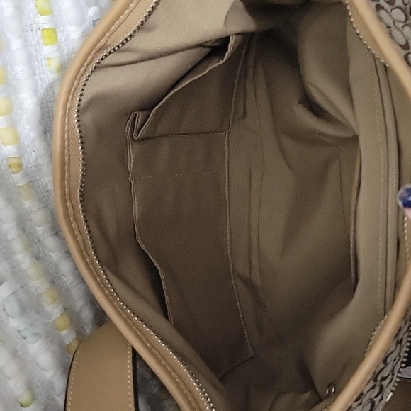 Vintage Coach Khaki Canvas Crossbody/Shoulder Bag - Picture 12 of 13